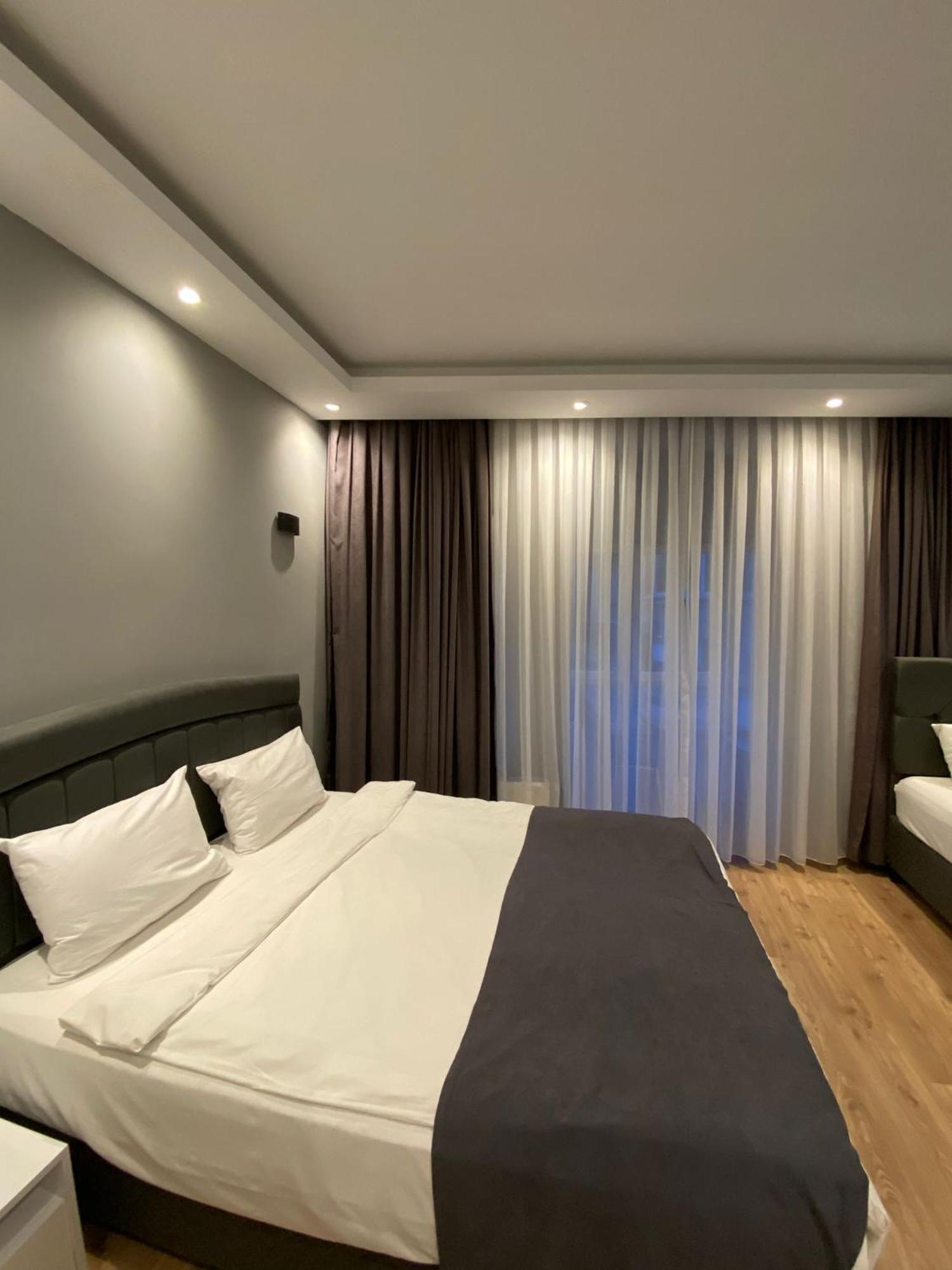 Ortakoy Aysem Sultan Hotel Istanboel Buitenkant foto